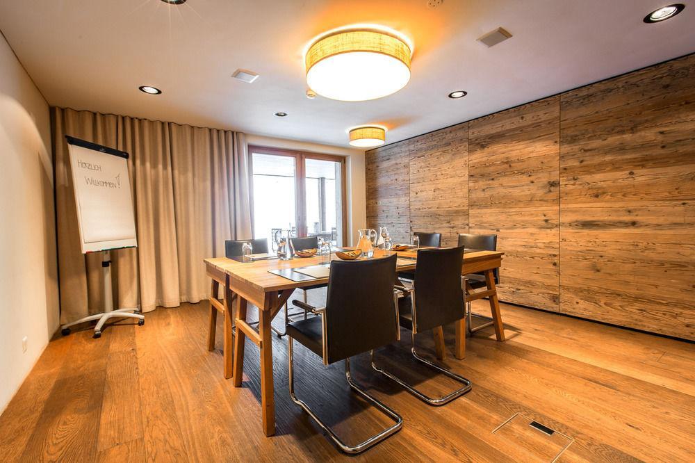 Maiensaesshotel Guarda Val 4*