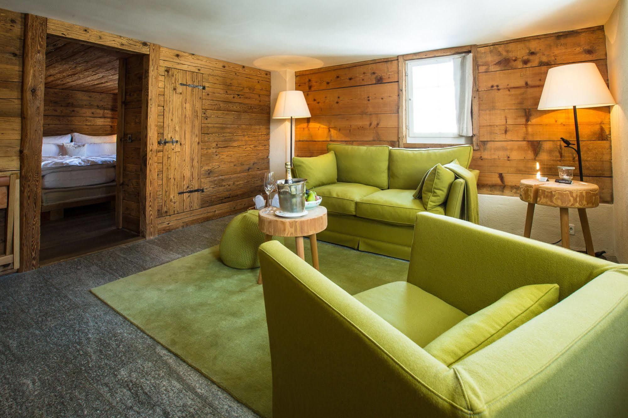 Maiensaesshotel Guarda Val 4*